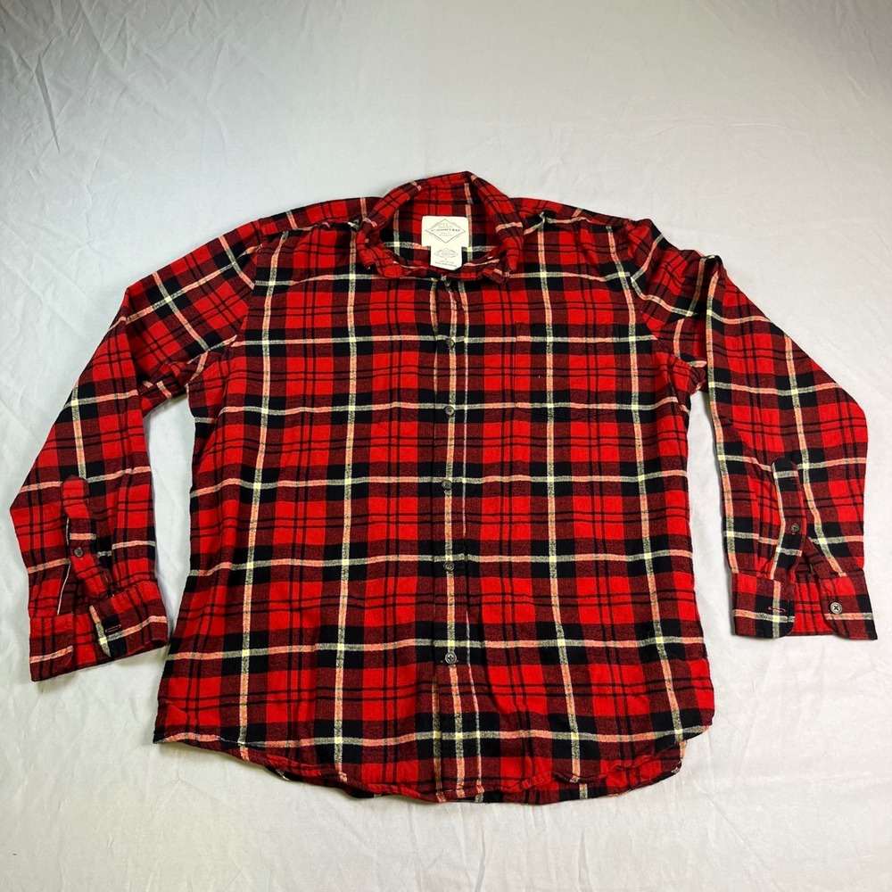 St Johns Bay Mens Red Black Plaid Flannel Shirt Long Sleeve Button Up Large